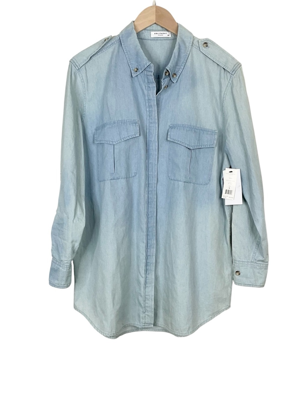Equipment Femme Chambray Button Front Shirt Long Sleeve Sky Blue Small